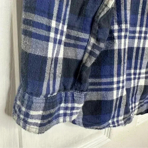 Wind River Button Up Plaid Shirt Front Pockets Blue / White / Black Size XL - Picture 5 of 16